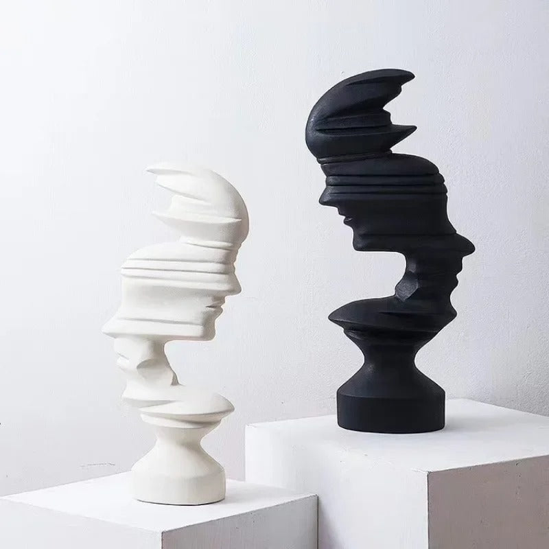 Distoro – Abstrakte Gesichtsskulptur im modernen Kunststil