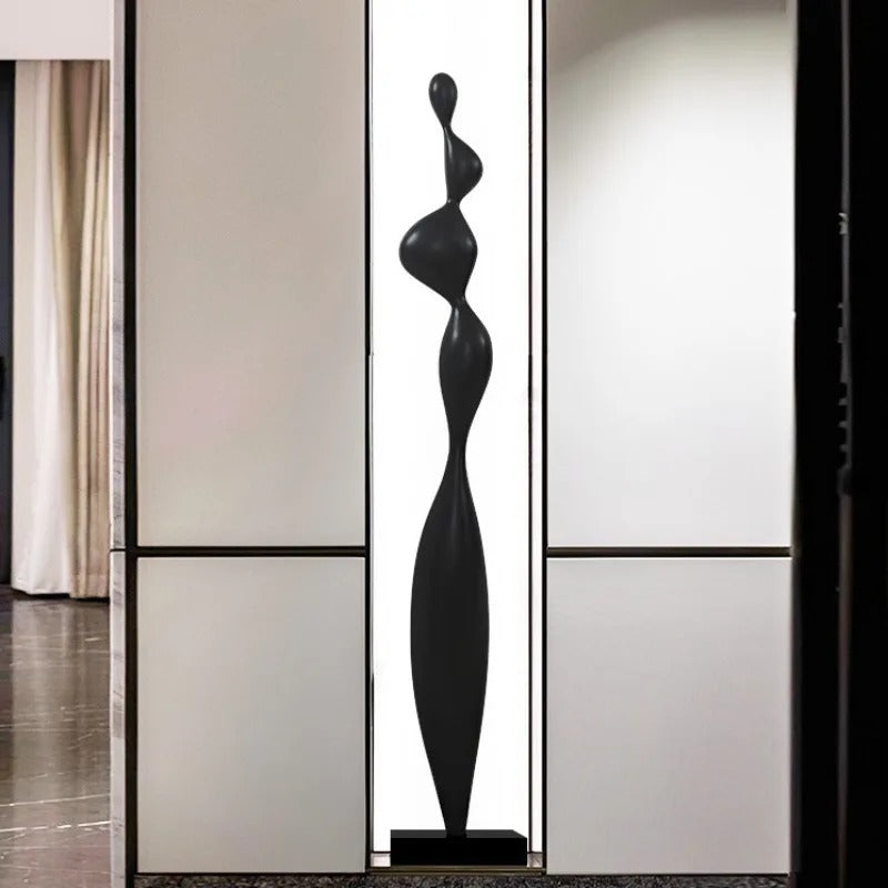 Monura – Moderne Bodenstatuen für luxuriöse Raumgestaltung