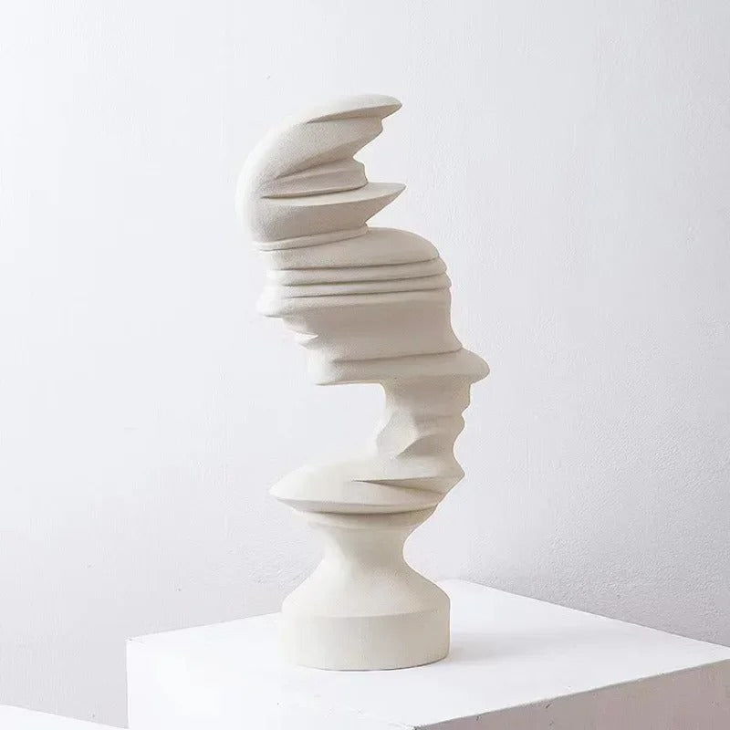 Distoro – Abstrakte Gesichtsskulptur im modernen Kunststil